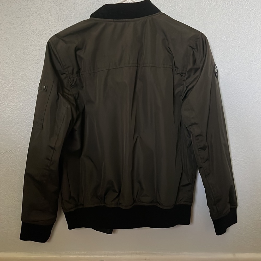 Jacket - Picture 2 of 6